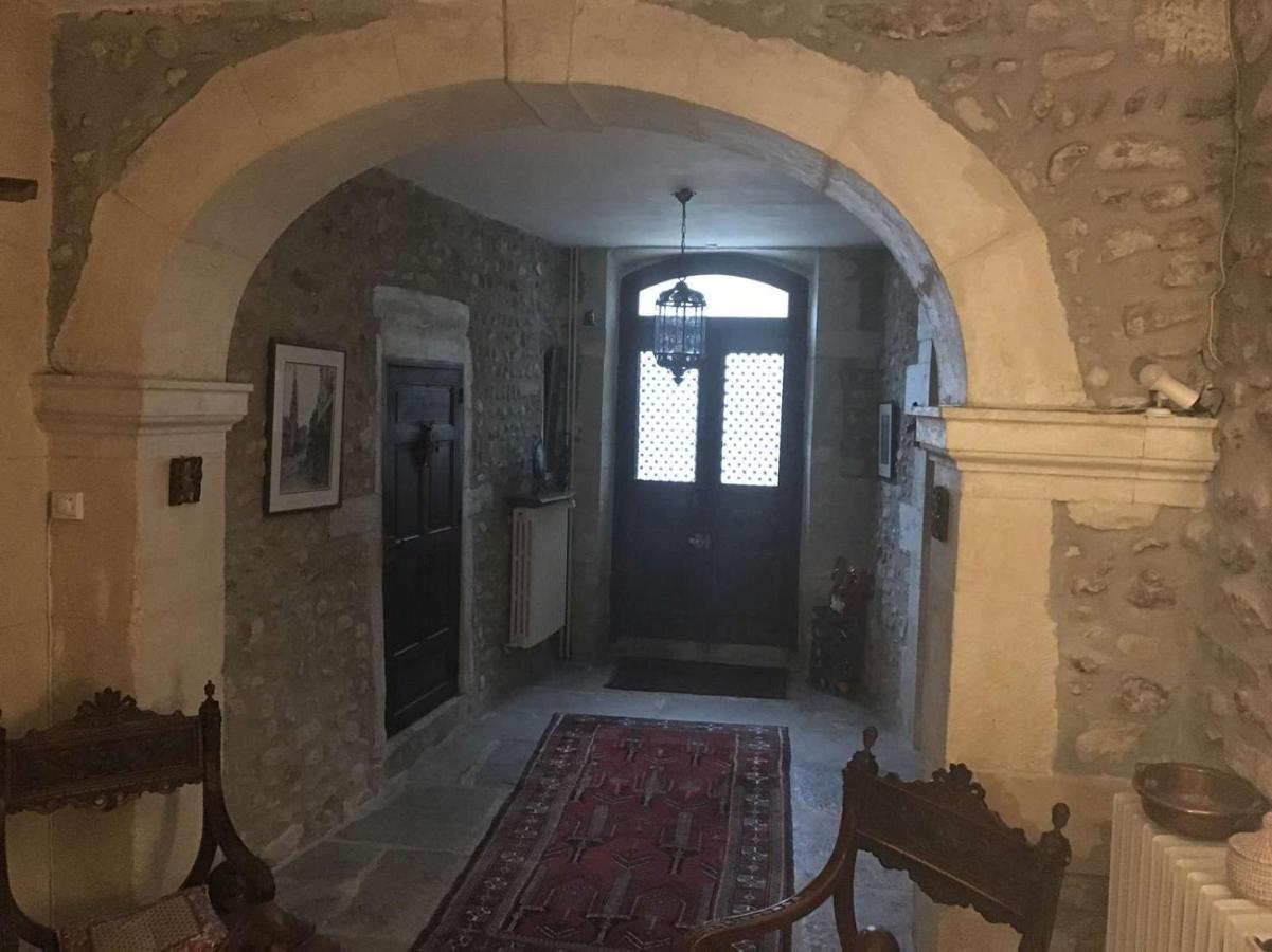 Gite Belle Vue Bed & Breakfast Visan Bagian luar foto